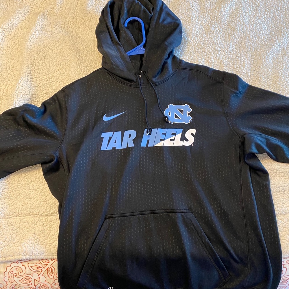 Nike North Carolina Tar Heels Hoodie
